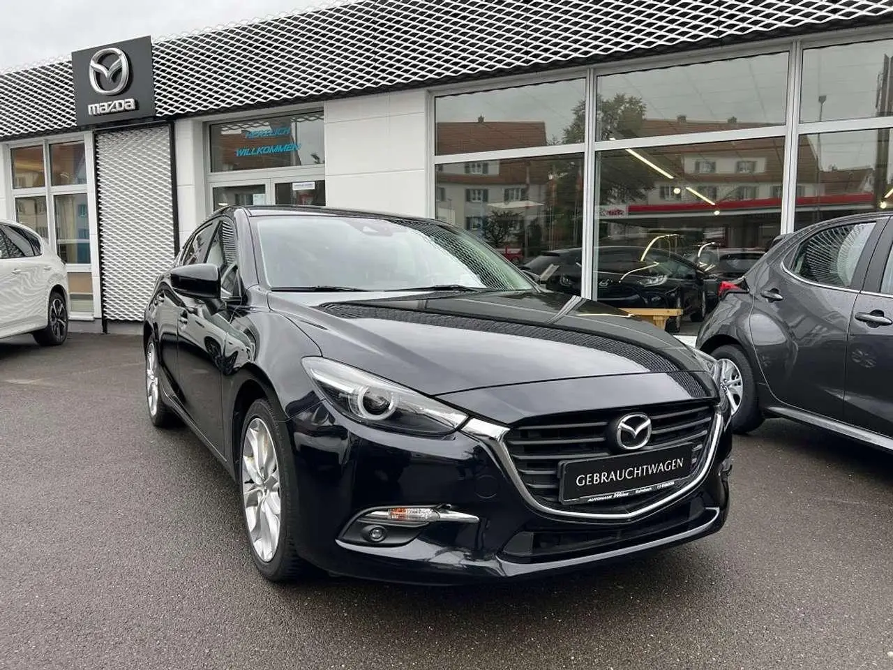 Photo 1 : Mazda 3 2018 Essence