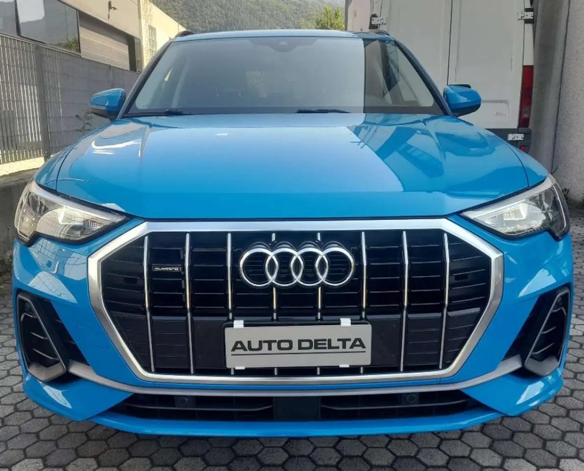 Photo 1 : Audi Q3 2019 Essence