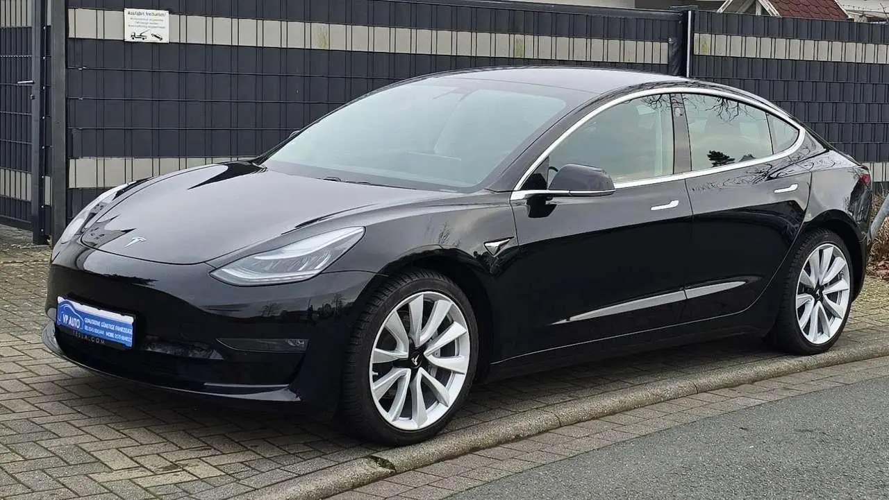 Photo 1 : Tesla Model 3 2019 Hybrid