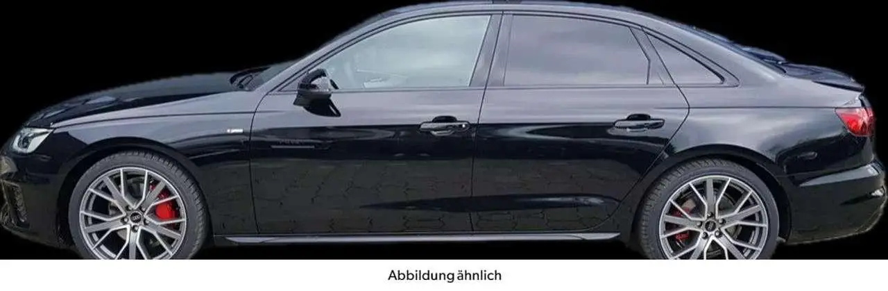 Photo 1 : Audi A4 2024 Essence