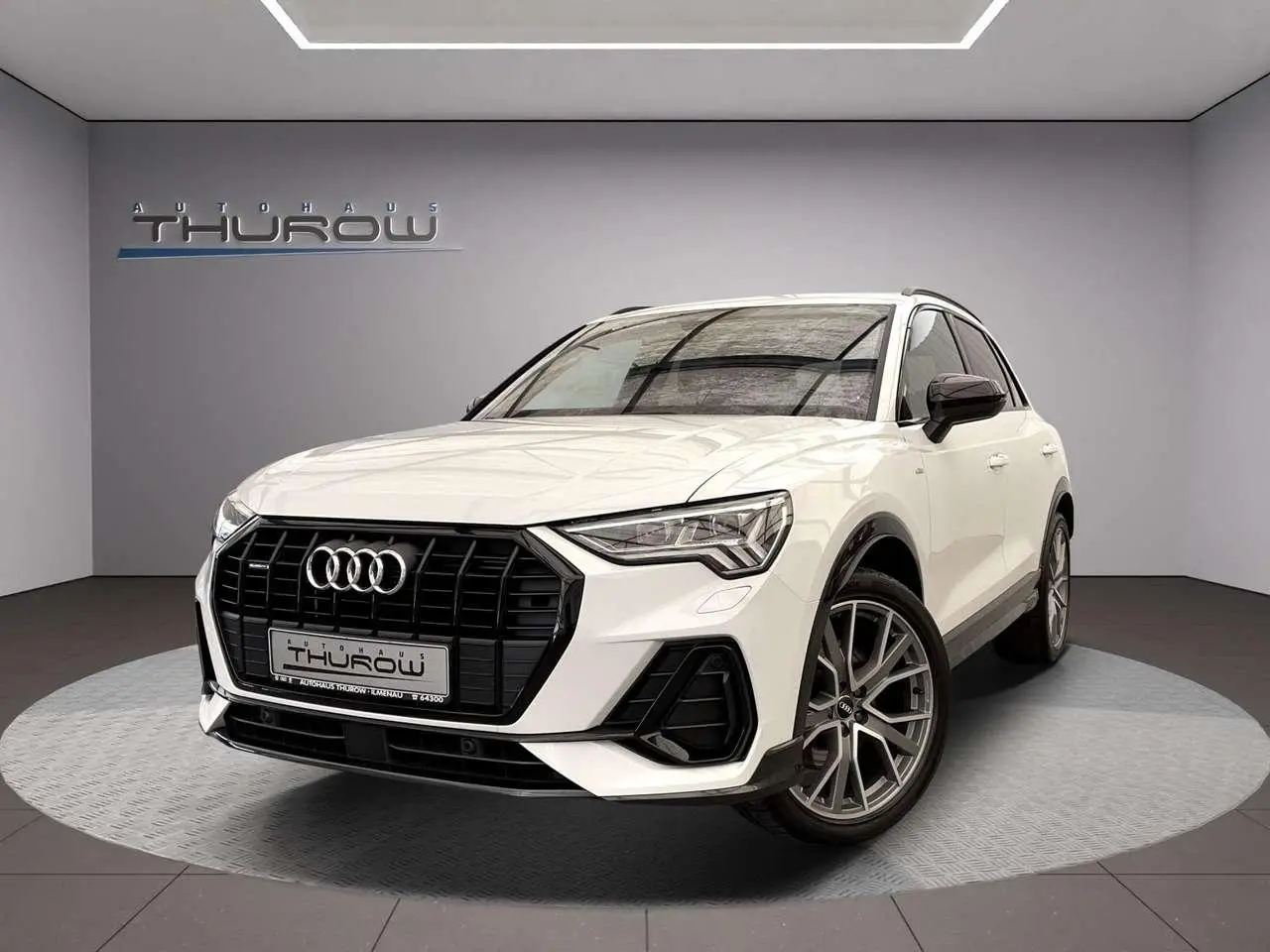Photo 1 : Audi Q3 2019 Petrol