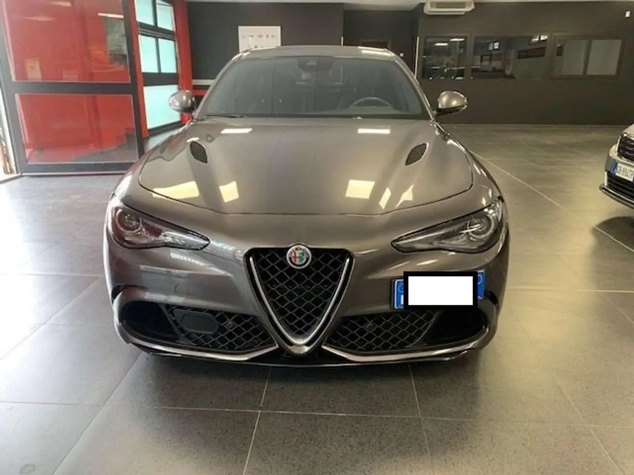 Photo 1 : Alfa Romeo Giulia 2018 Essence