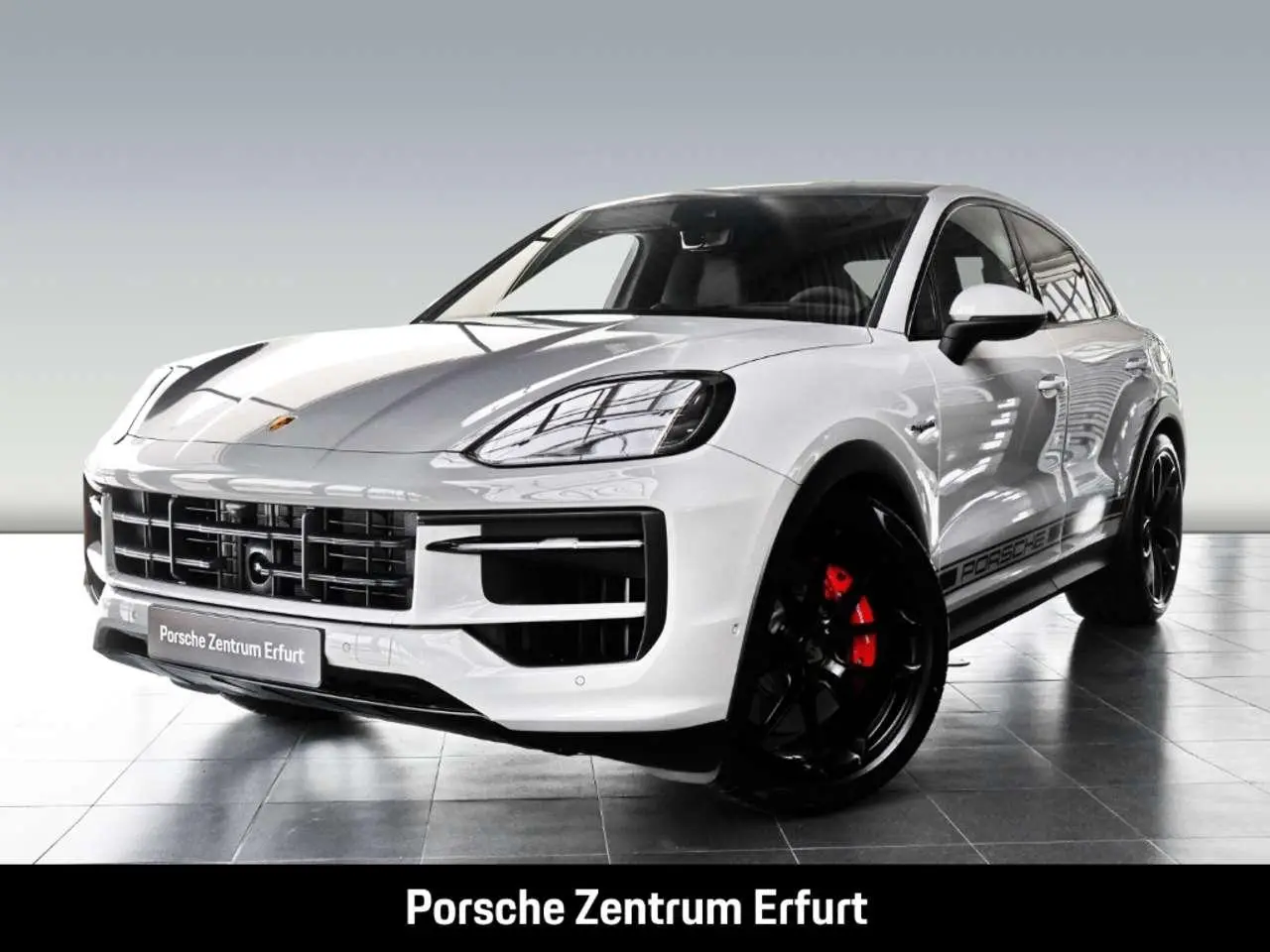 Photo 1 : Porsche Cayenne 2024 Hybrid