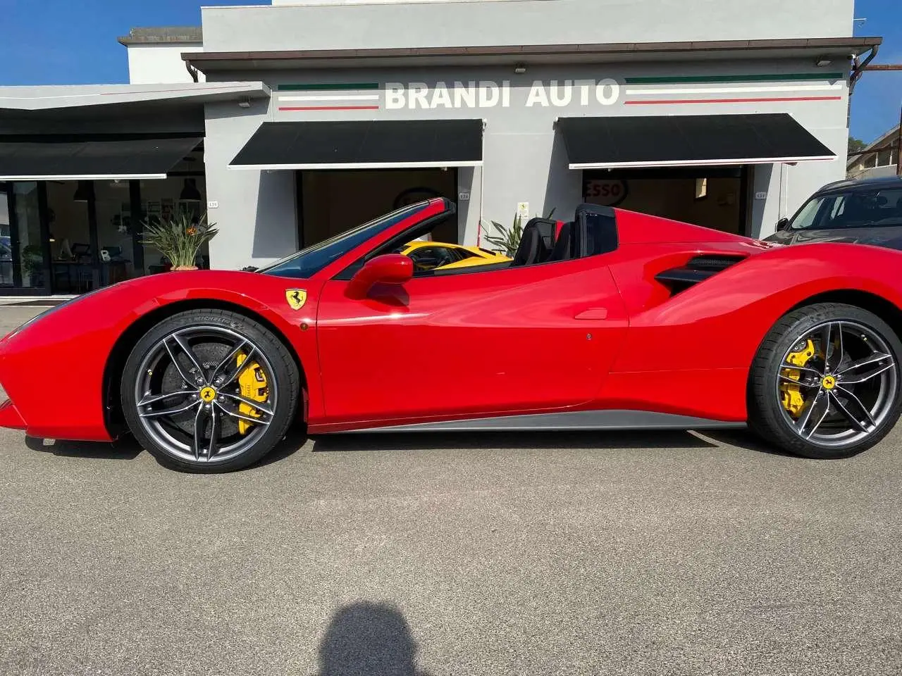 Photo 1 : Ferrari 488 2023 Petrol