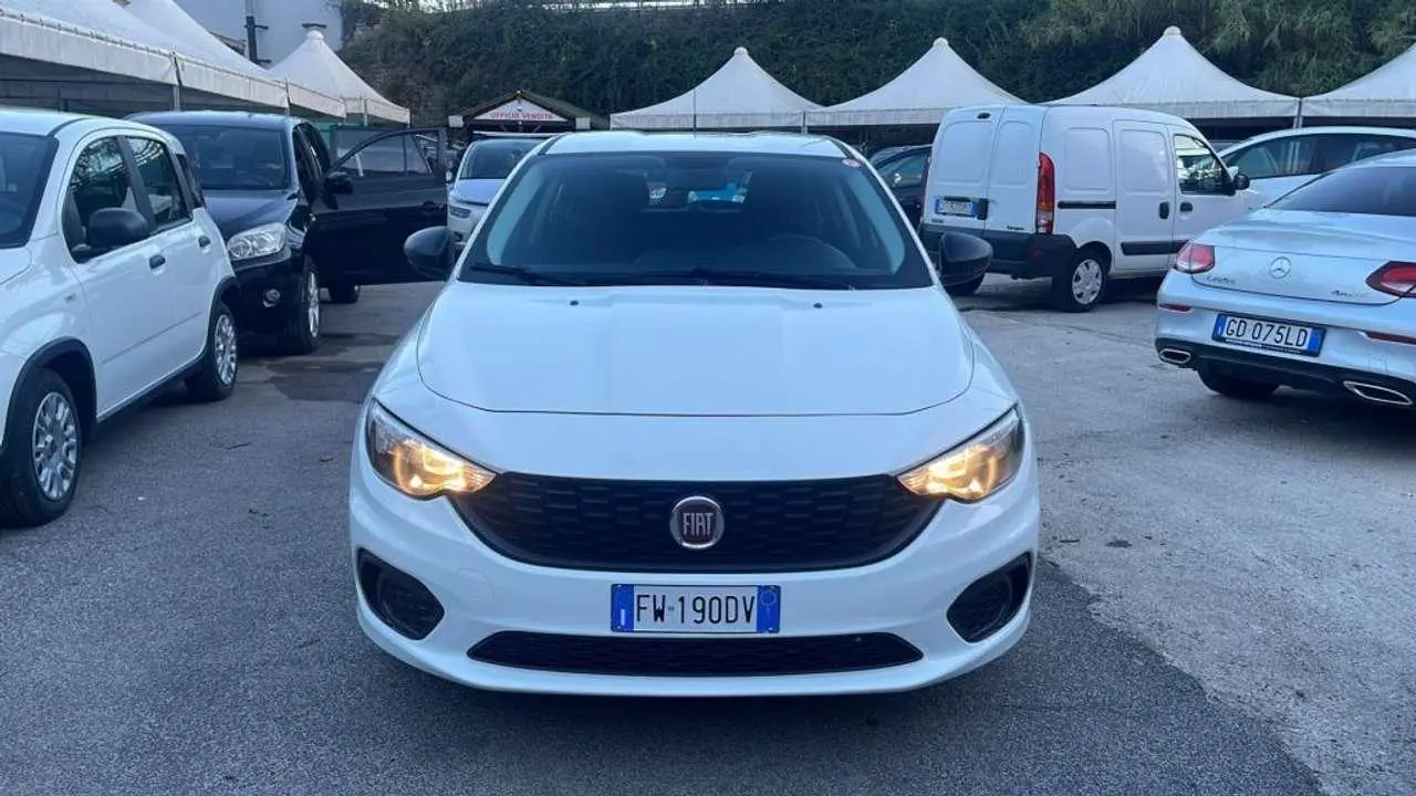Photo 1 : Fiat Tipo 2019 Diesel