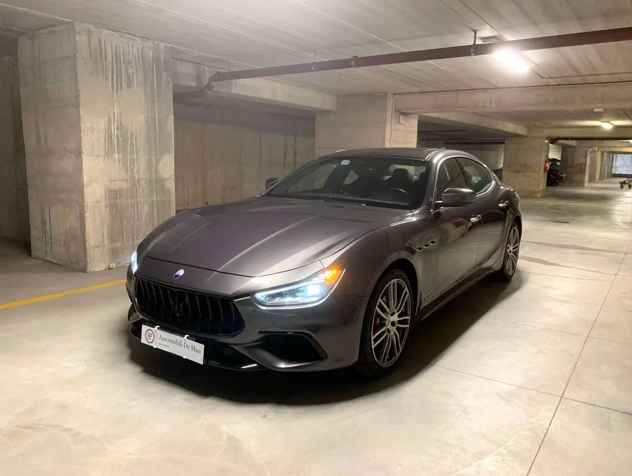 Photo 1 : Maserati Ghibli 2019 Petrol