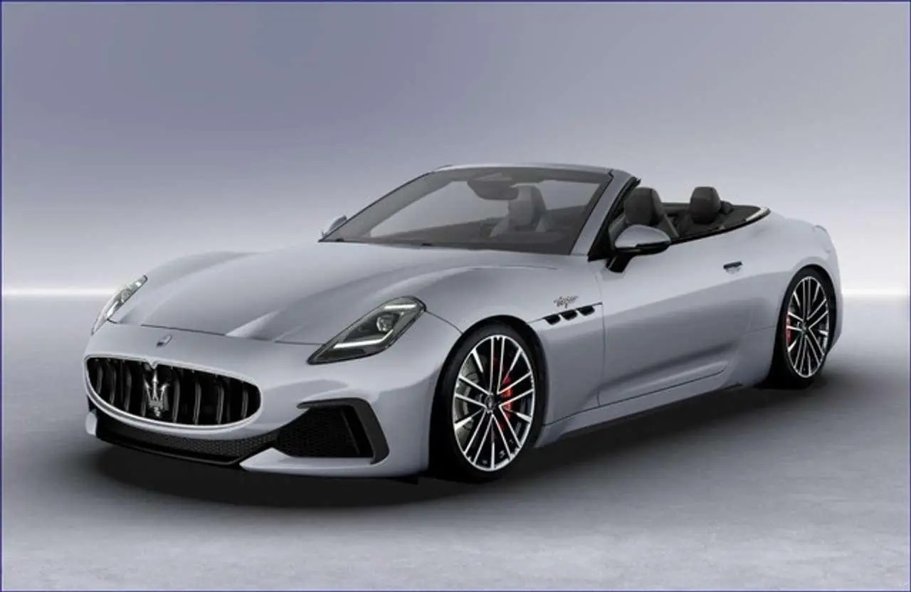 Photo 1 : Maserati Grancabrio 2024 Petrol
