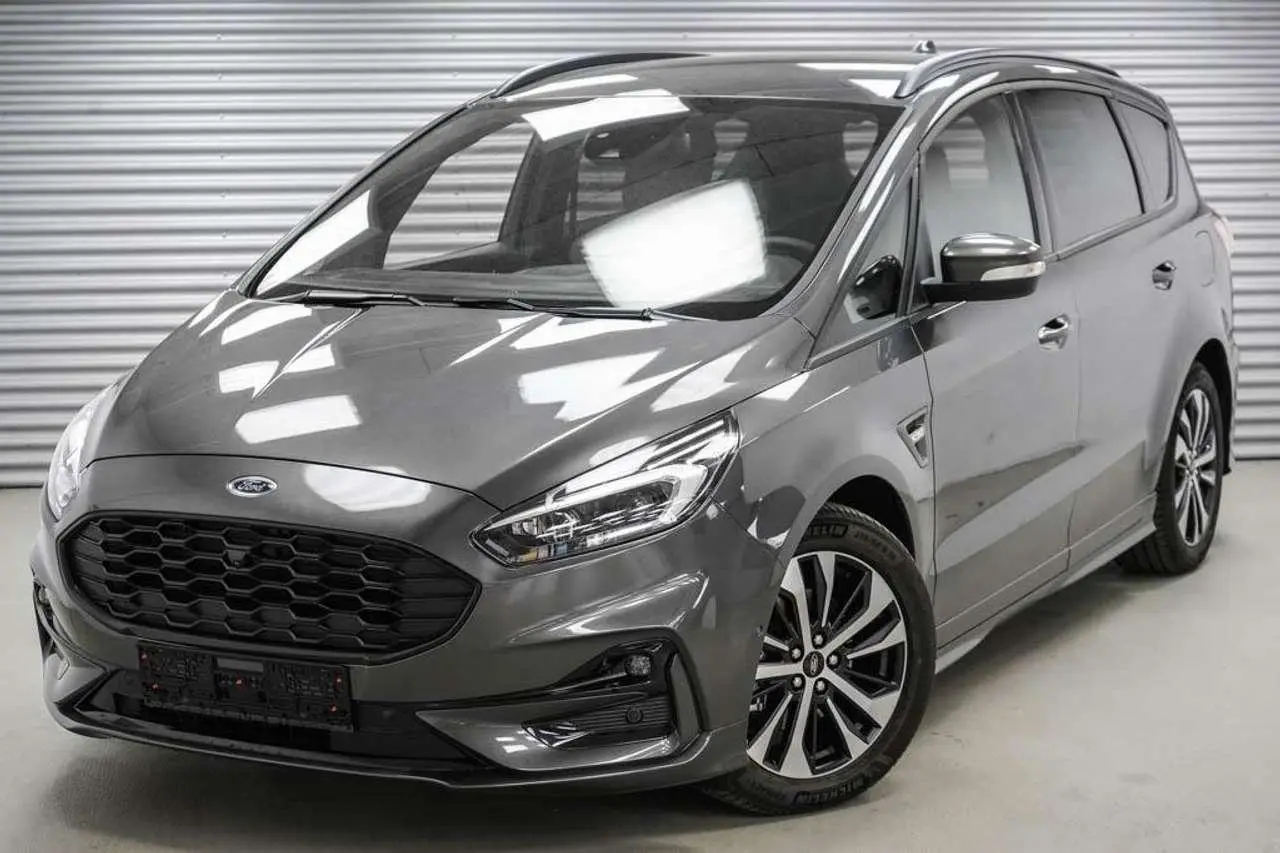 Photo 1 : Ford S-max 2023 Essence