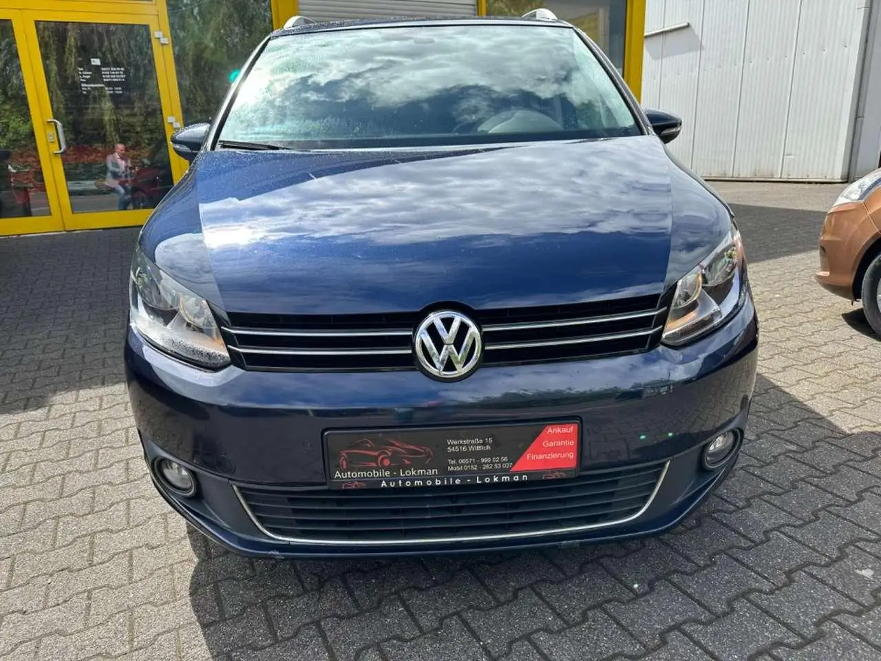 Photo 1 : Volkswagen Touran 2015 Petrol