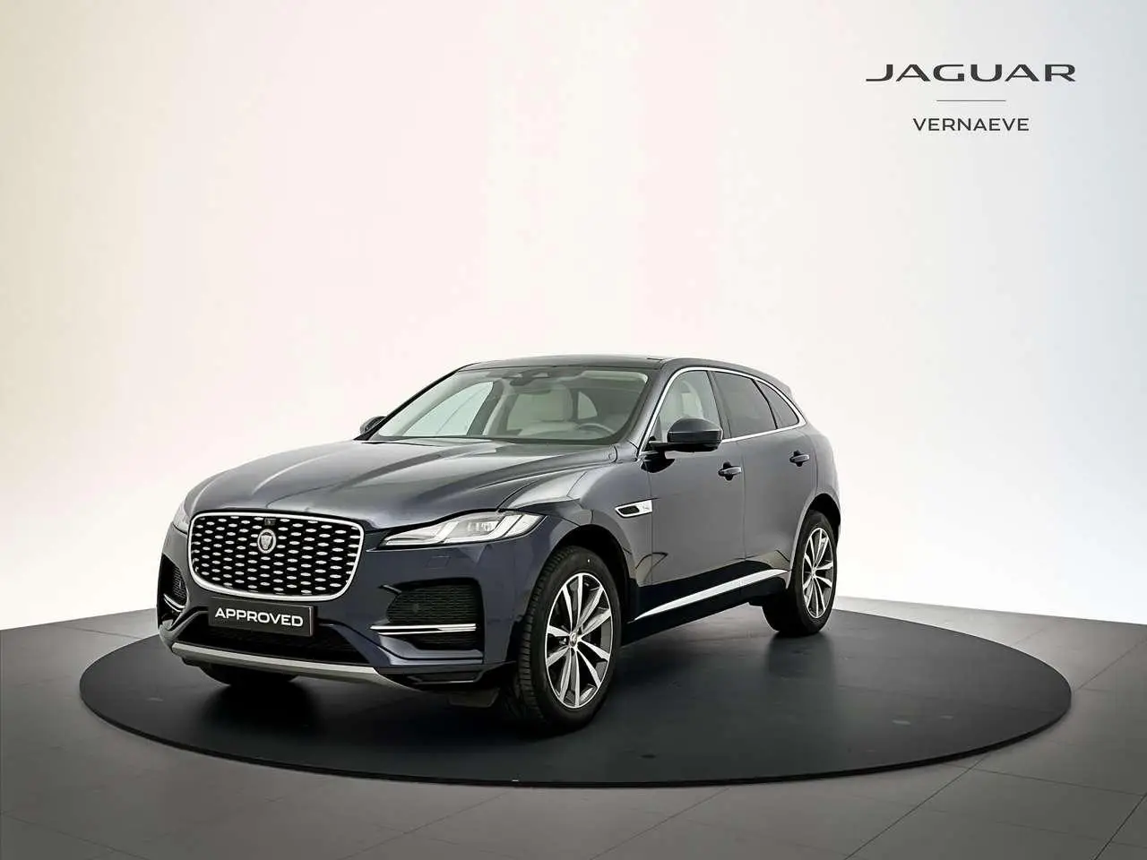 Photo 1 : Jaguar F-pace 2021 Essence