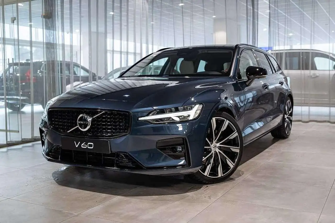 Photo 1 : Volvo V60 2024 Hybride