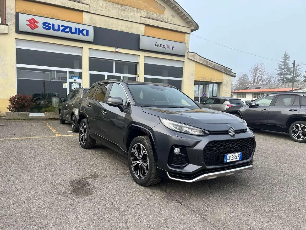 Photo 1 : Suzuki Across 2021 Hybrid