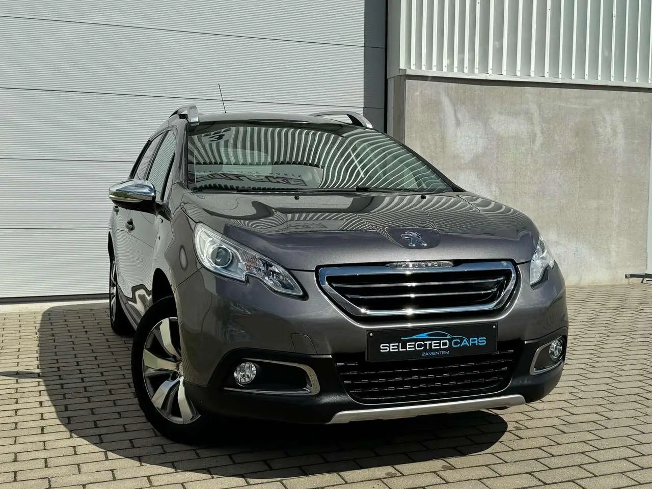 Photo 1 : Peugeot 2008 2015 Petrol