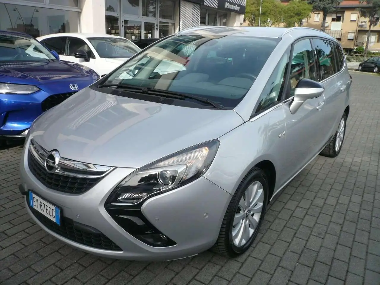 Photo 1 : Opel Zafira 2015 Autres