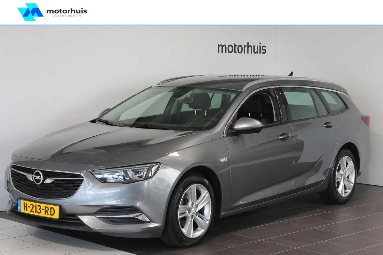Photo 1 : Opel Insignia 2020 Essence