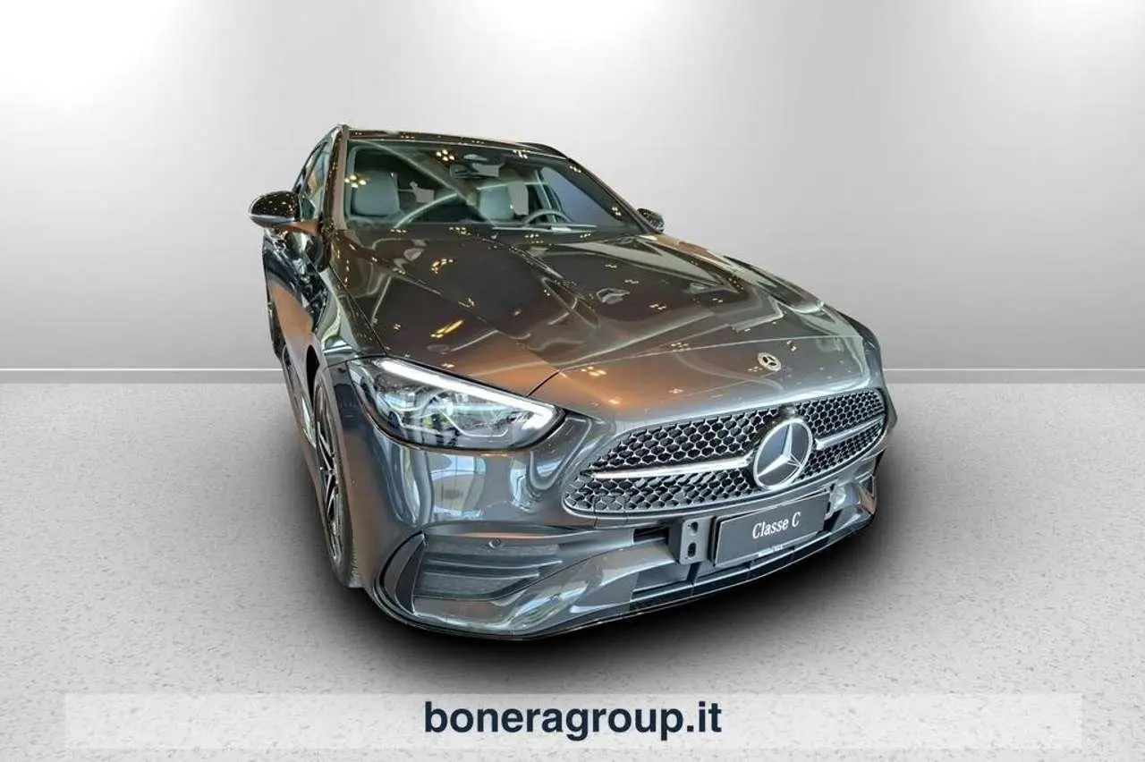 Photo 1 : Mercedes-benz Classe C 2024 Hybrid
