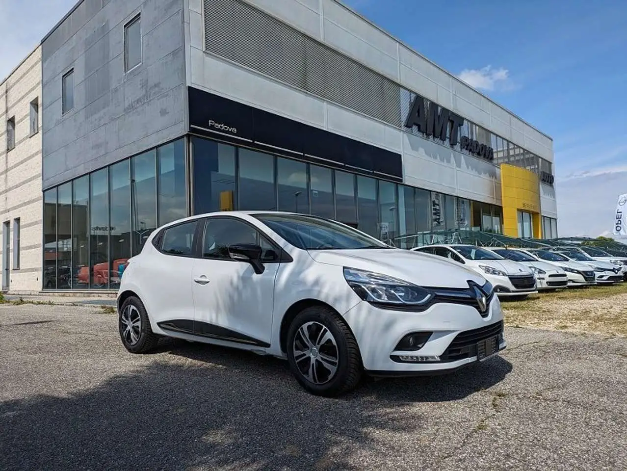 Photo 1 : Renault Clio 2019 GPL