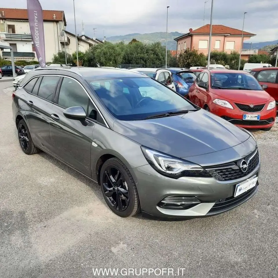 Photo 1 : Opel Astra 2020 Diesel
