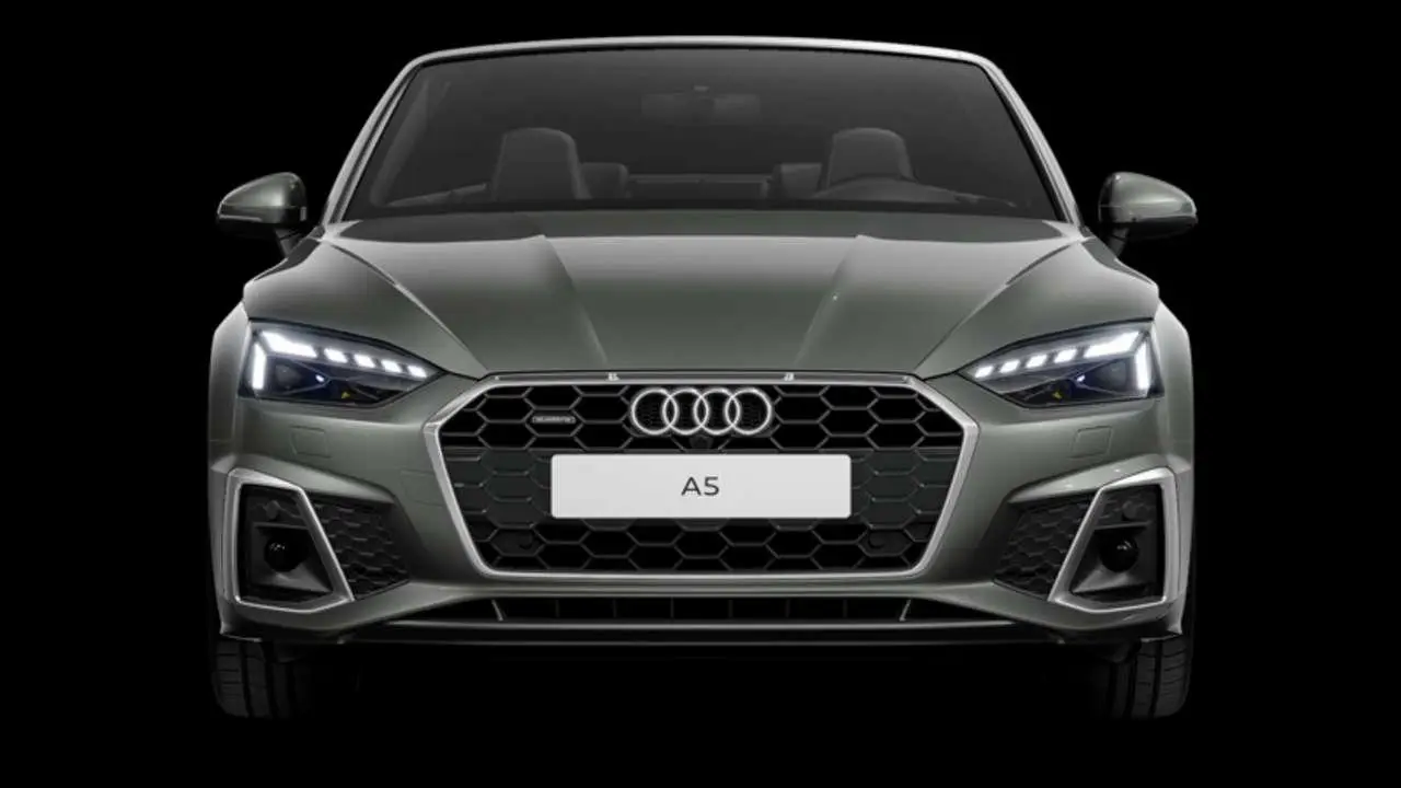 Photo 1 : Audi A5 2024 Hybrid