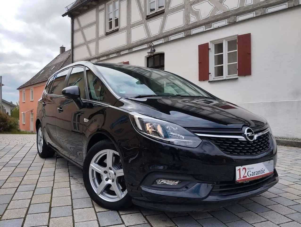 Photo 1 : Opel Zafira 2018 Petrol