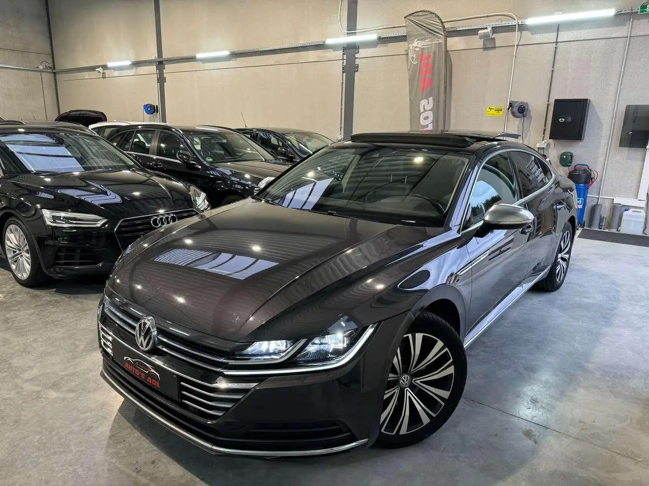 Photo 1 : Volkswagen Arteon 2019 Essence