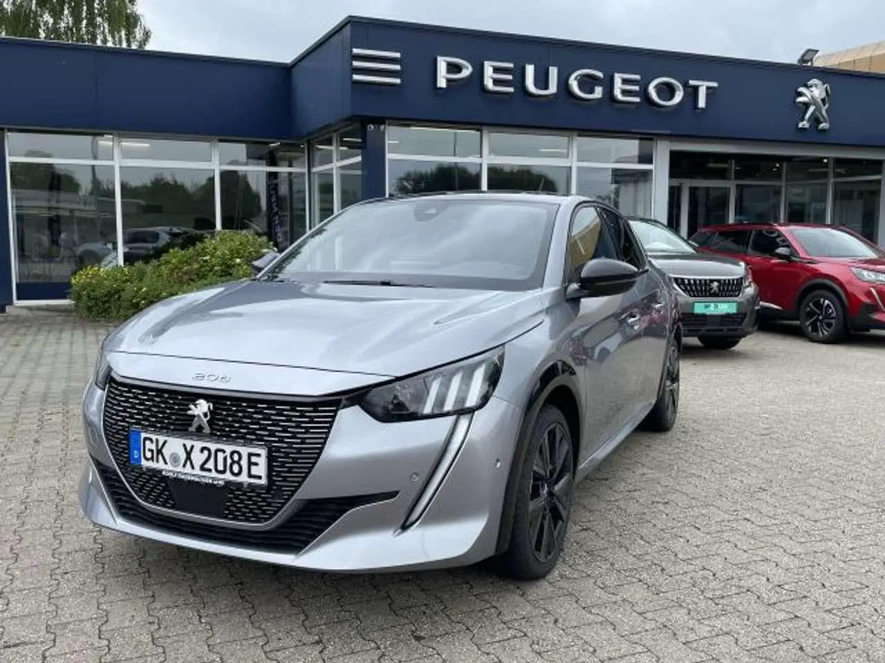 Photo 1 : Peugeot 208 2023 Electric