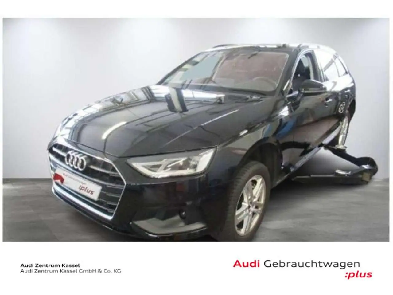 Photo 1 : Audi A4 2020 Diesel
