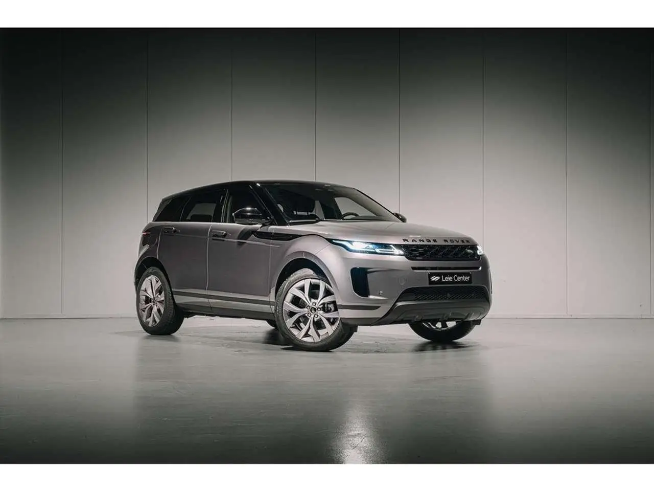 Photo 1 : Land Rover Range Rover Evoque 2023 Hybrid