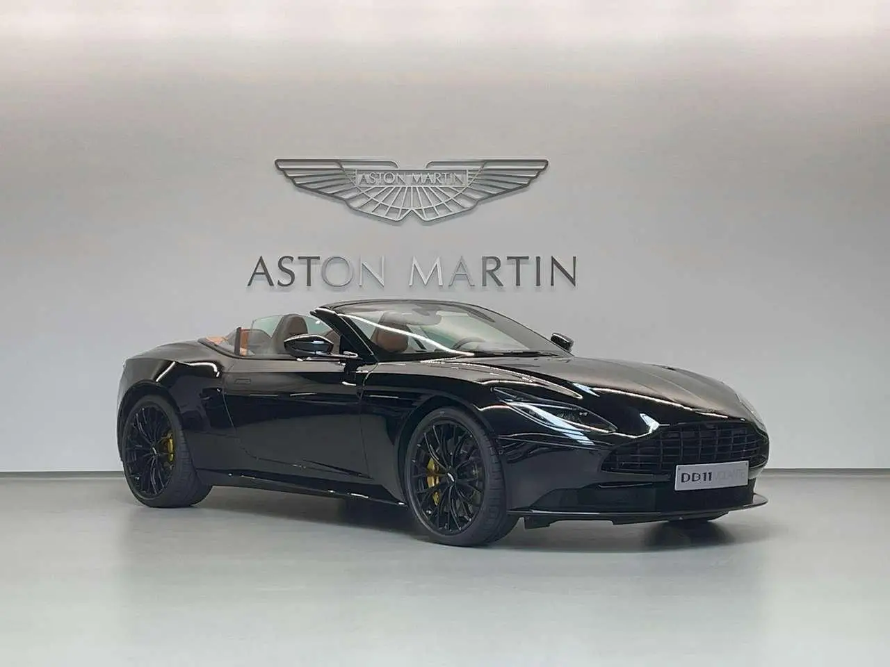 Photo 1 : Aston Martin Db11 2024 Essence