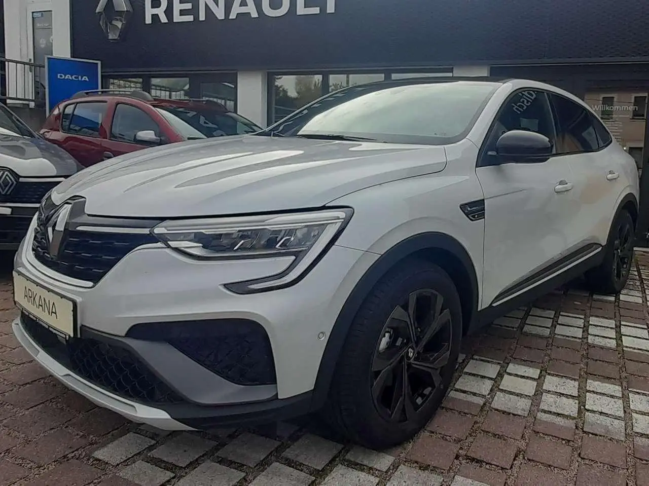 Photo 1 : Renault Arkana 2023 Essence