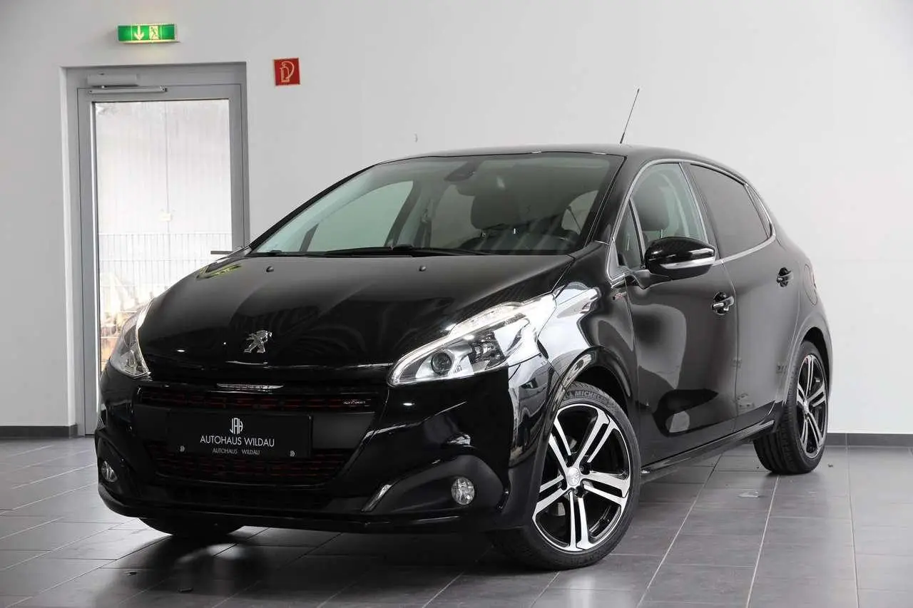 Photo 1 : Peugeot 208 2018 Not specified
