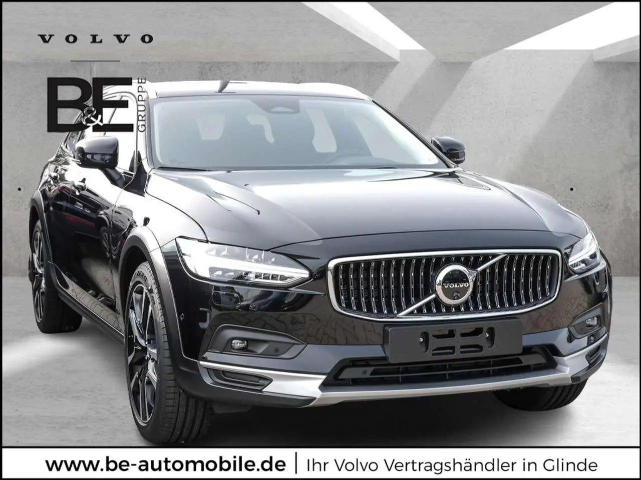 Photo 1 : Volvo V90 2023 Diesel