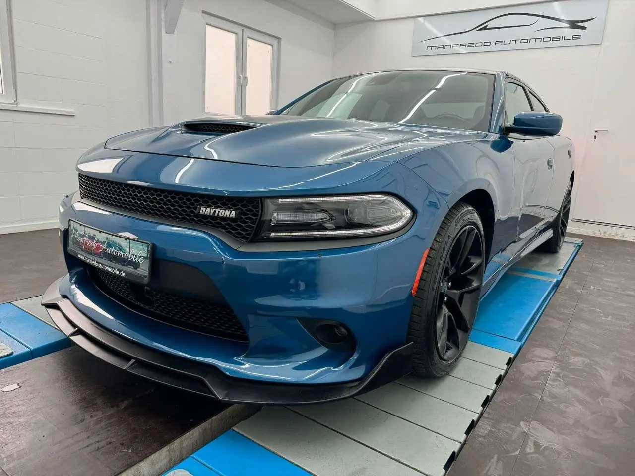Photo 1 : Dodge Charger 2020 Petrol