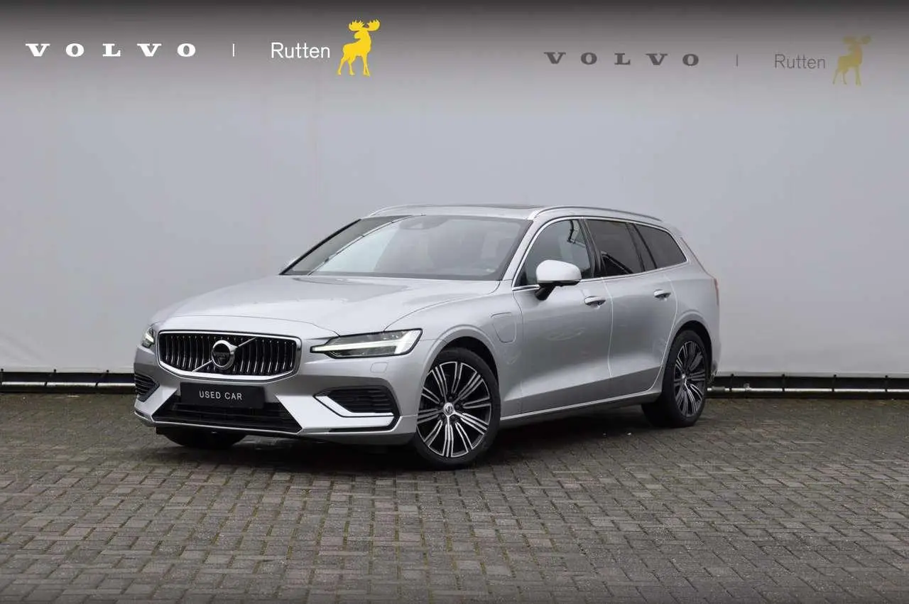 Photo 1 : Volvo V60 2019 Hybride