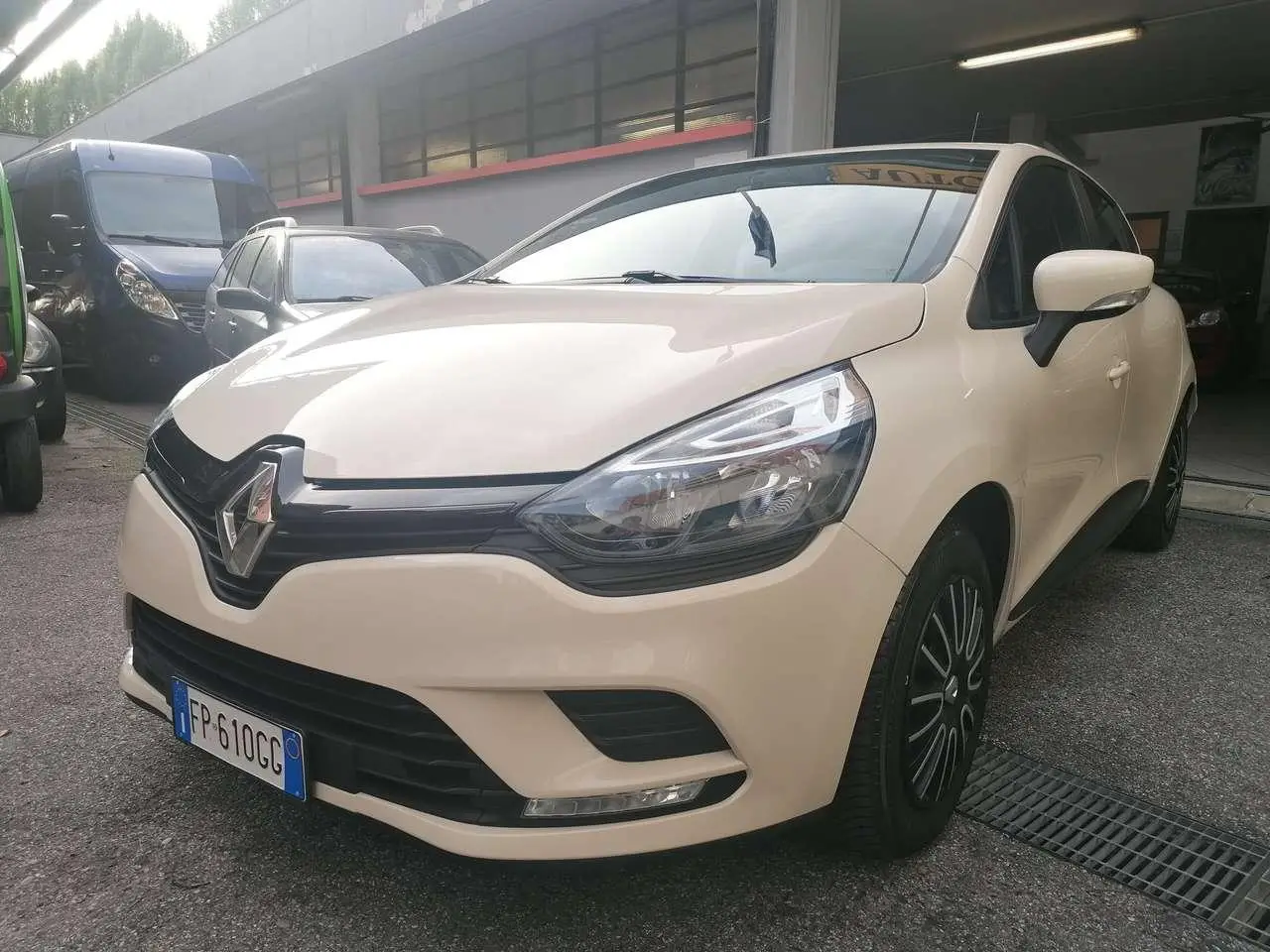 Photo 1 : Renault Clio 2018 GPL