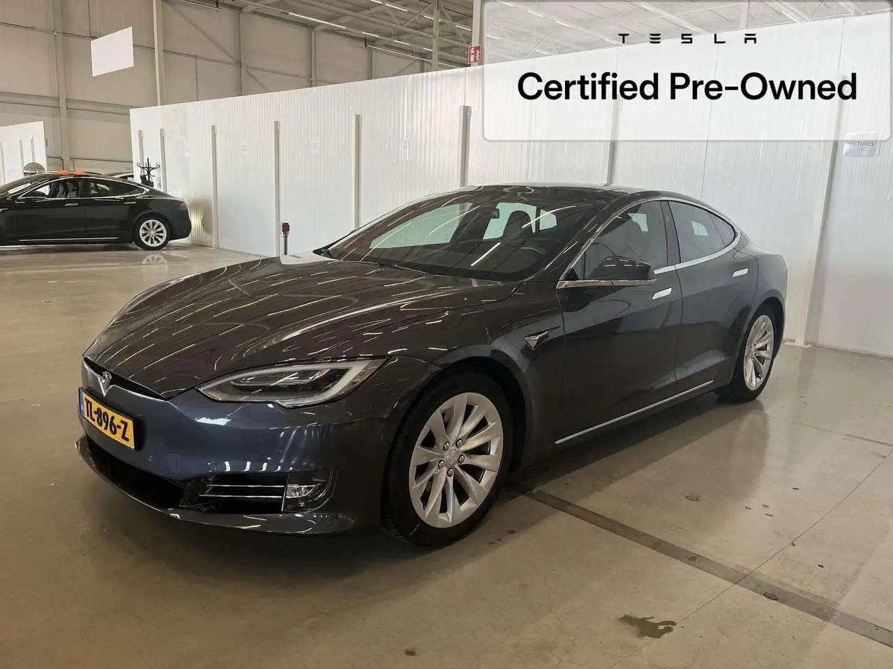 Photo 1 : Tesla Model S 2018 Électrique