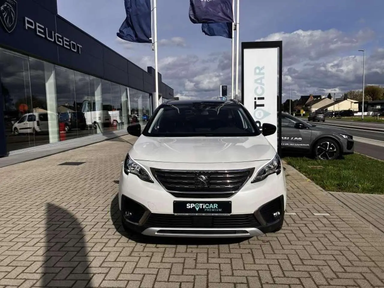 Photo 1 : Peugeot 5008 2018 Petrol