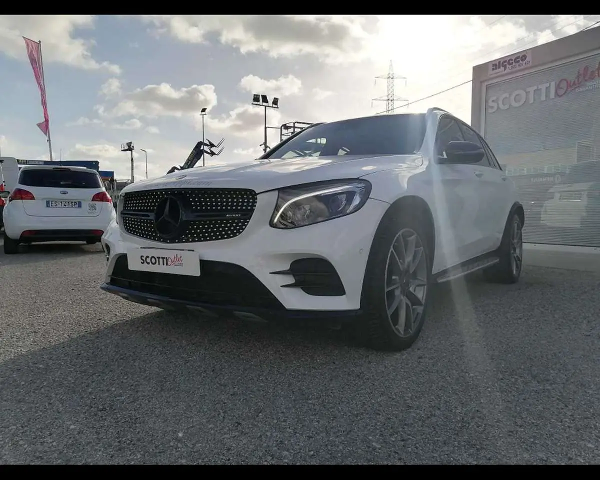 Photo 1 : Mercedes-benz Classe Glc 2019 Petrol