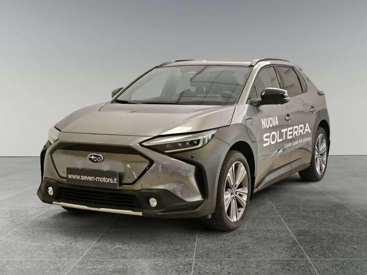 Photo 1 : Subaru Solterra 2022 Electric