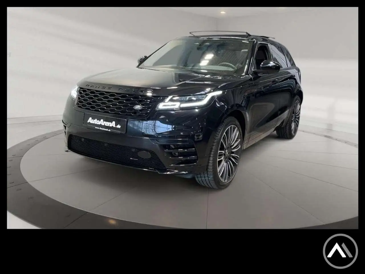 Photo 1 : Land Rover Range Rover Velar 2023 Petrol
