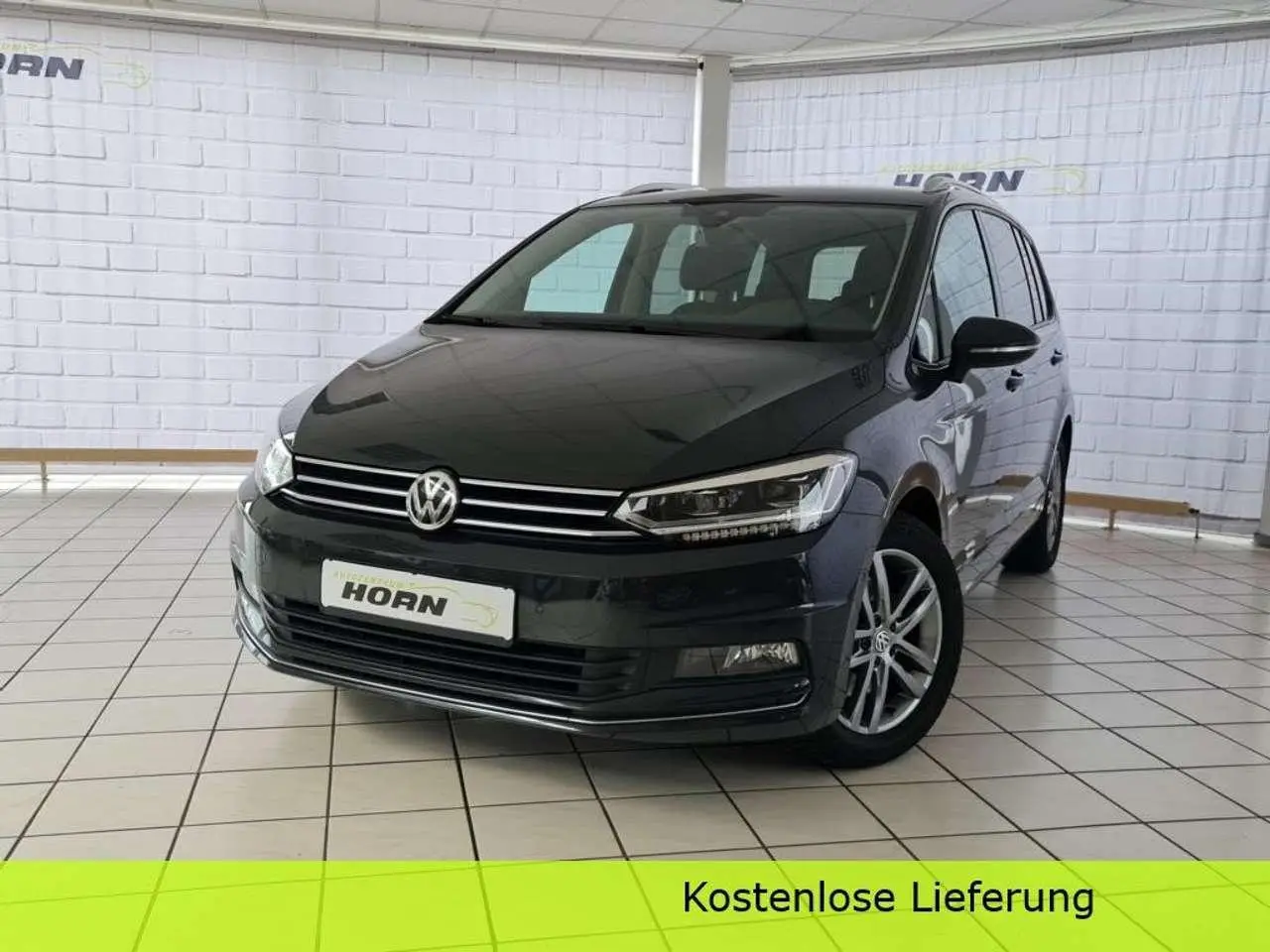Photo 1 : Volkswagen Touran 2018 Essence