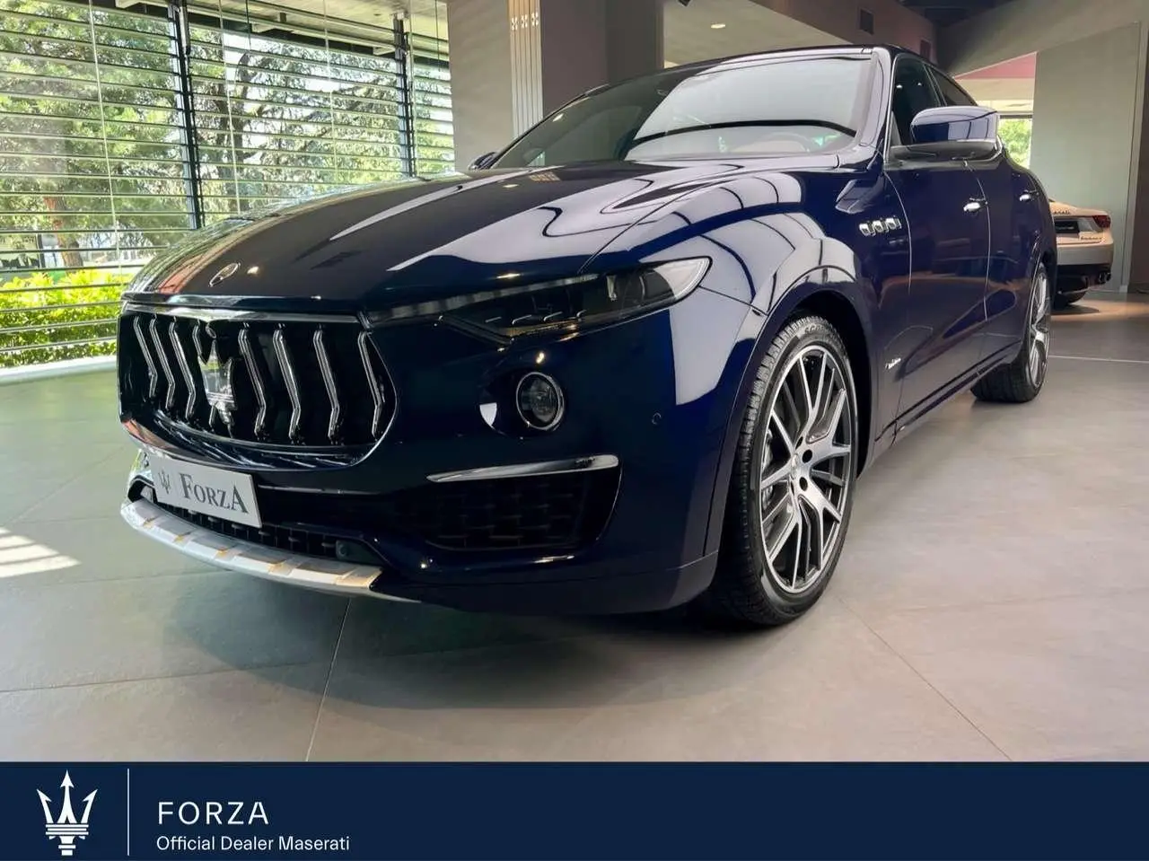 Photo 1 : Maserati Levante 2023 Essence