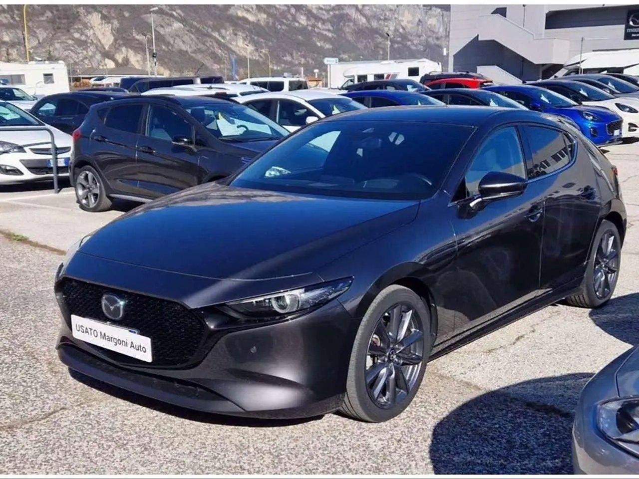 Photo 1 : Mazda 3 2019 Petrol