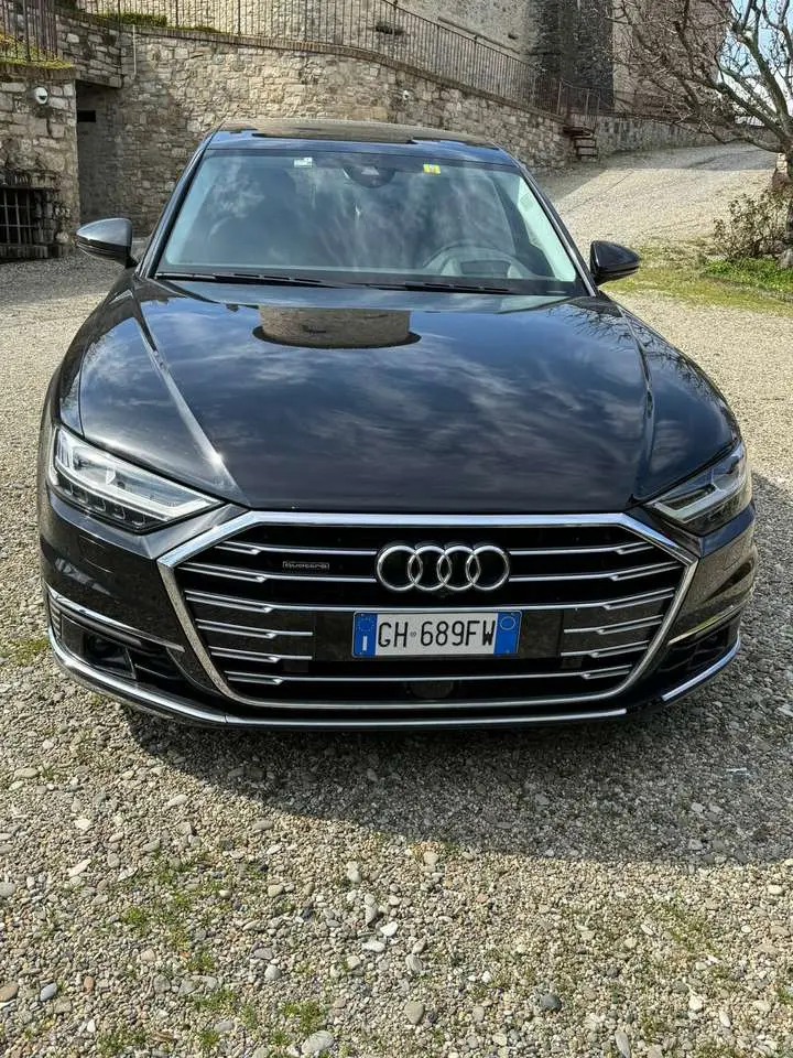 Photo 1 : Audi A8 2021 Hybrid