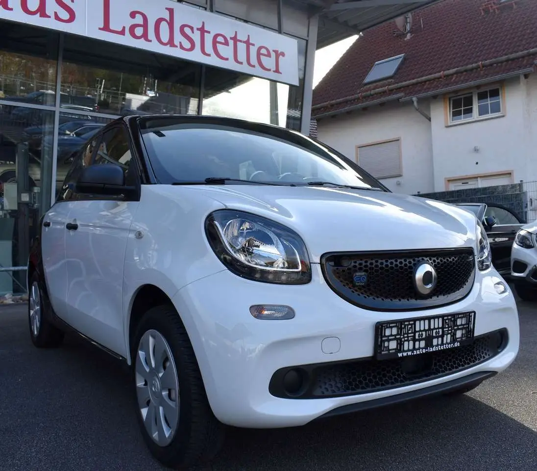 Photo 1 : Smart Forfour 2018 Electric