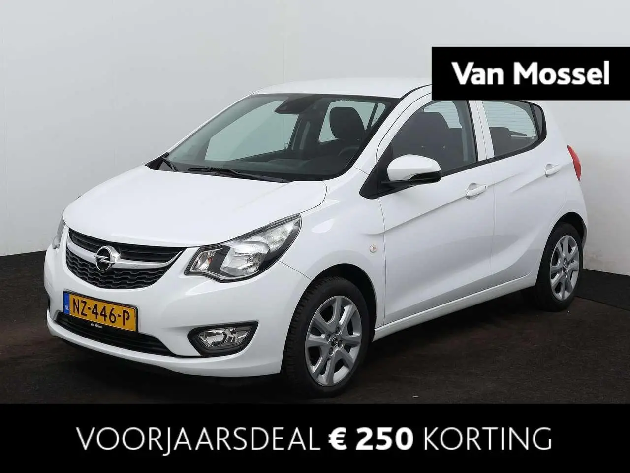 Photo 1 : Opel Karl 2015 Essence