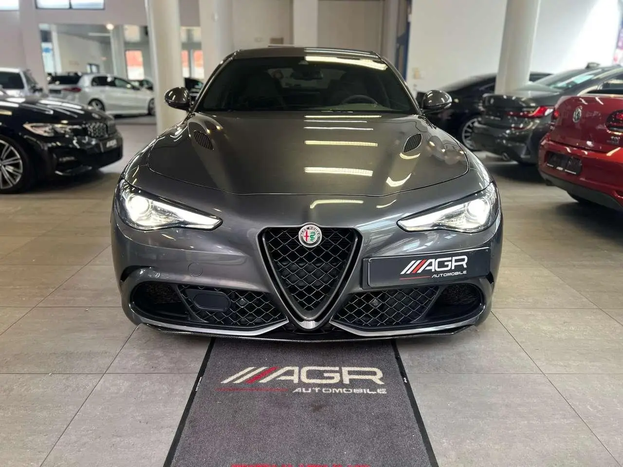 Photo 1 : Alfa Romeo Giulia 2018 Petrol