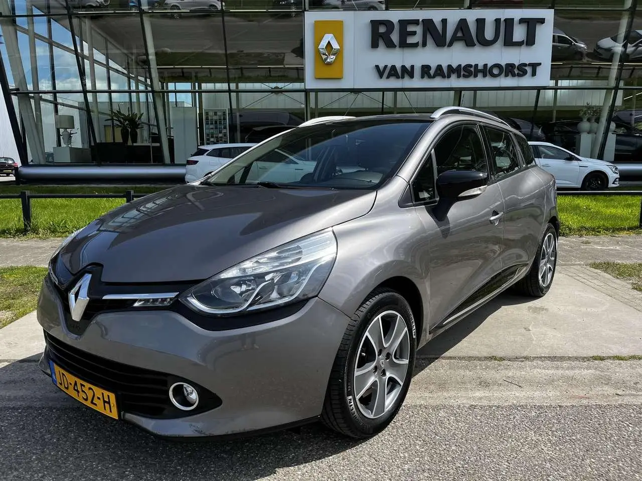 Photo 1 : Renault Clio 2016 Petrol