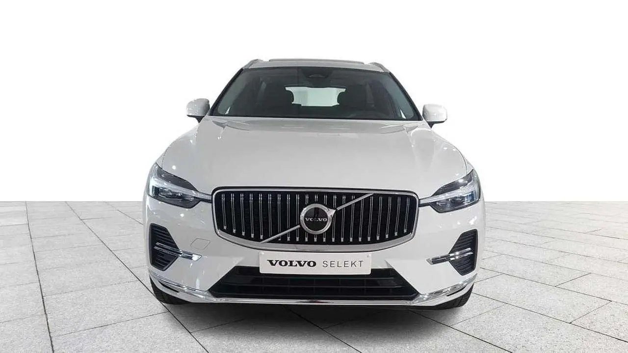Photo 1 : Volvo Xc60 2022 Petrol