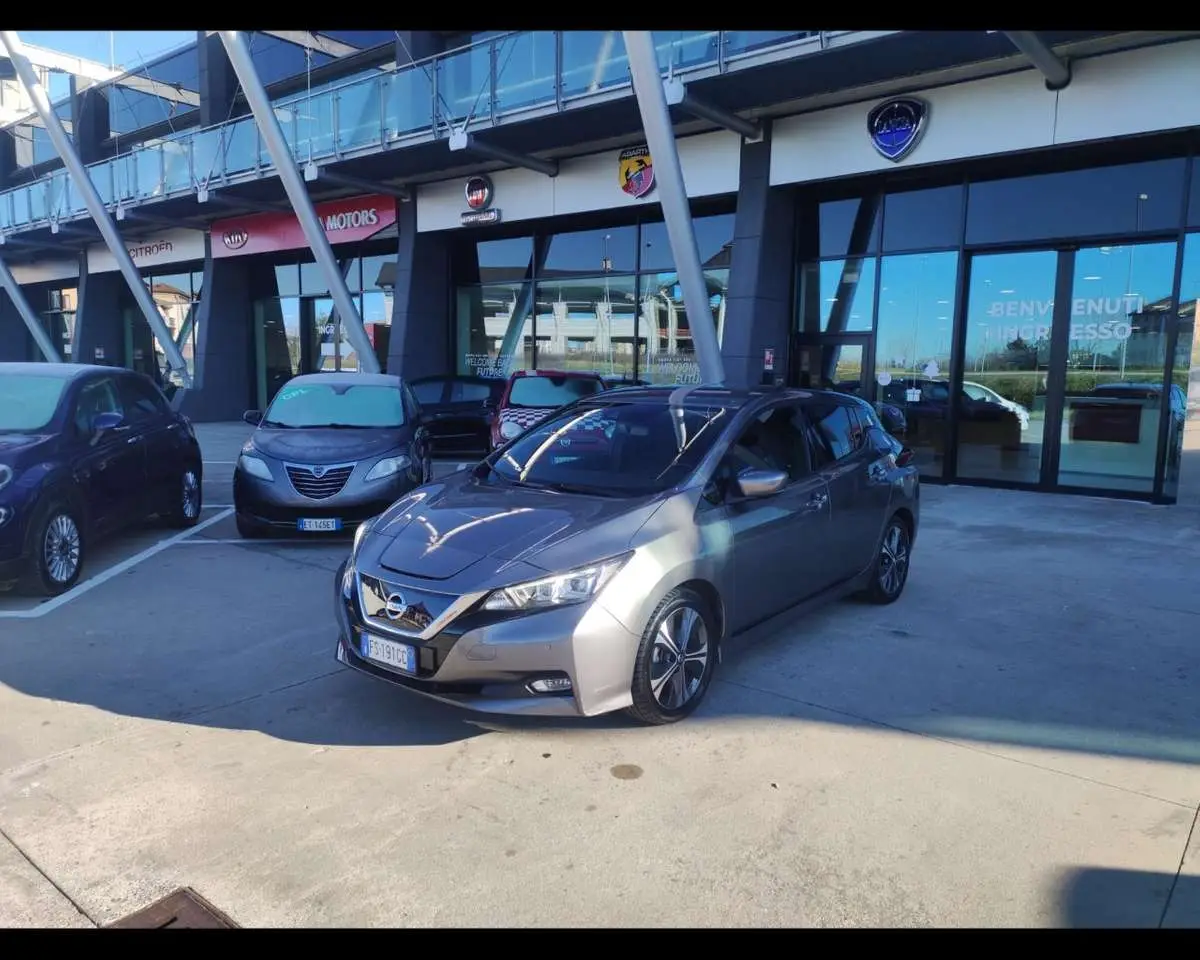 Photo 1 : Nissan Leaf 2018 Électrique